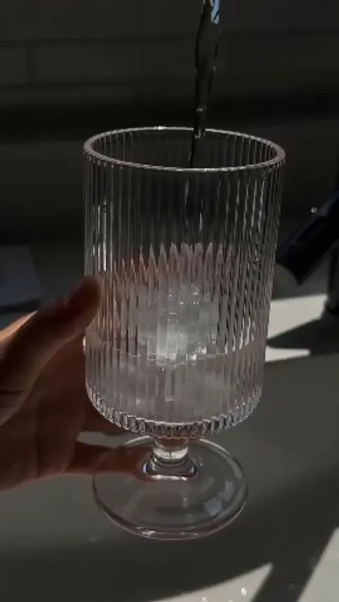 Minimalist / Immersive AI Video Templates (Silent Vlogs / ASMR)